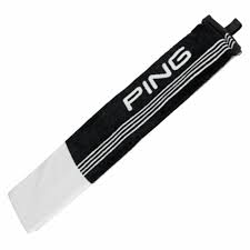 PING Tri-Fold Towel